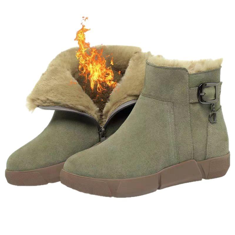 Giant Velvet Thickened Snow Boots Women's Autumn and Winter New Large Size Cotton Shoes Leather Integrated Non-slip Short Boots