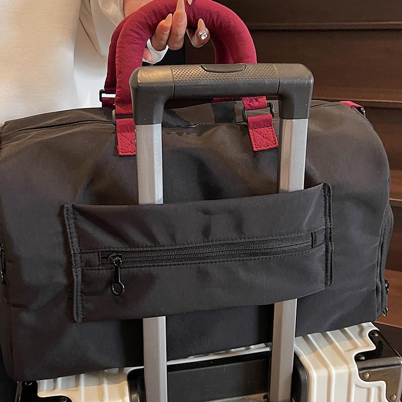 Sports fitness bag Women's wet and dry separation swimming bag Large capacity portable short-distance travel bag Business trip storage duffel bag