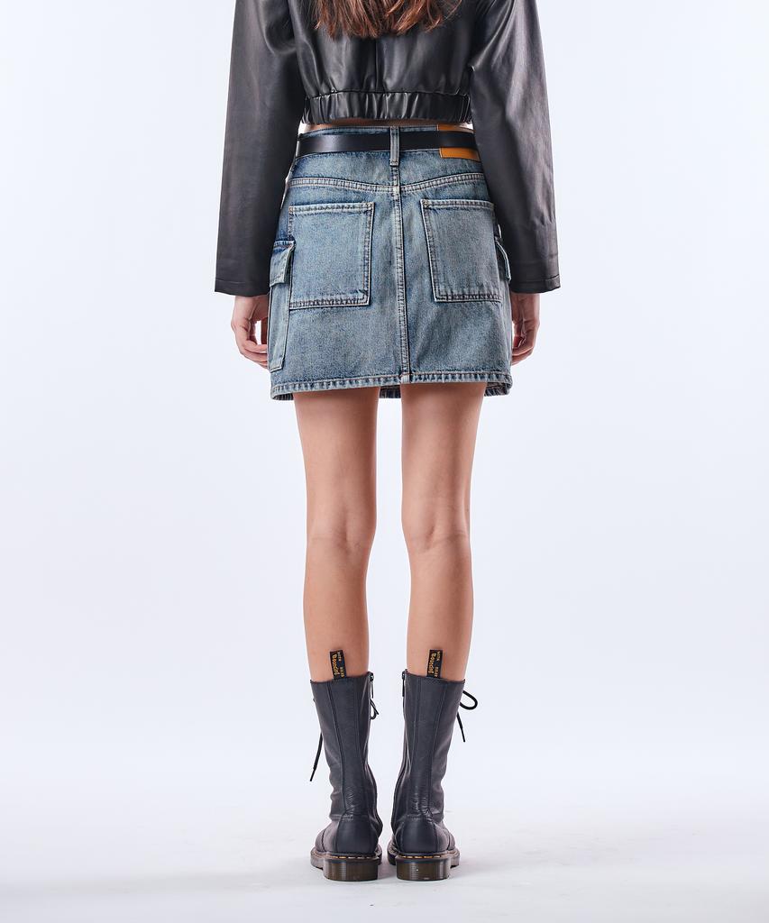 Pillogeulaem Ami Denim Cargo Skirt