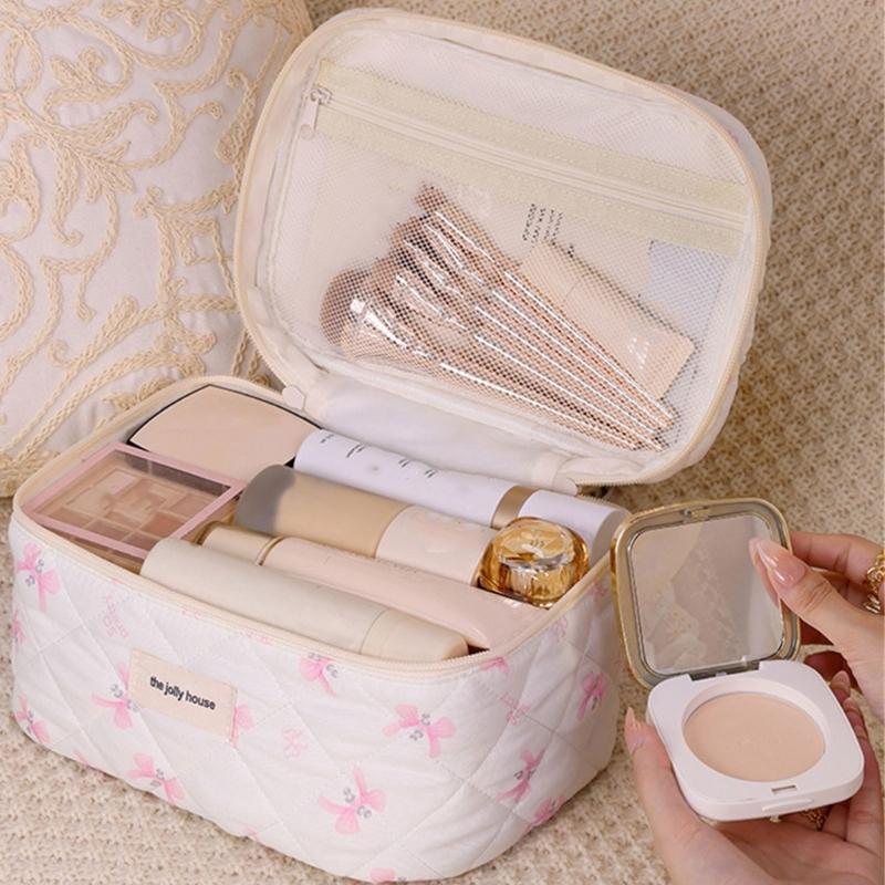 Fashionable Bowknot Quilted Makeup Bag Accessory for Women Daily Casual Use Elegant Travel Cosmetic Storage Items