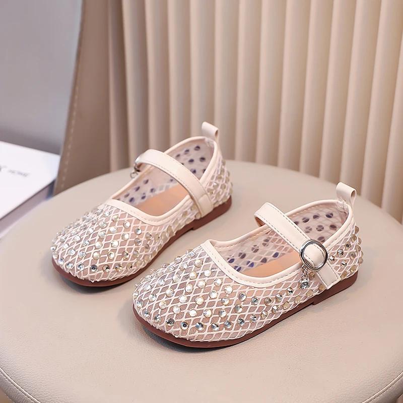 Summer Quick-Dry Mesh Kids Sandals for Girls Witn Sparkly Sequins Non-Slip Sole Cuts-outs Toddler Flats Beach Shoes Daily Wear