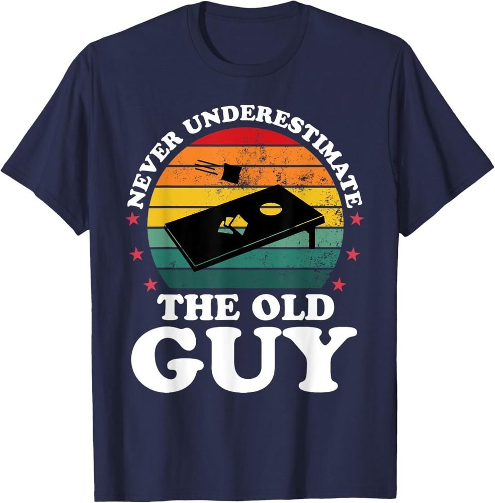 

Никогда не недооценивай старого парня Смешная футболка для игрока в корнхол 3XL