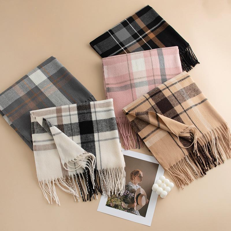 British Style Scarf for Women In Winter with A Sense of Luxury, Thick and Versatile In Autumn and Winter, Creating A Warm and Cozy Atmosphere