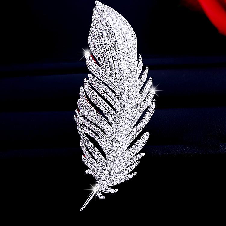 Elegant Zircon Feather Brooch for Women's Cheongsam Suit or Shawl
