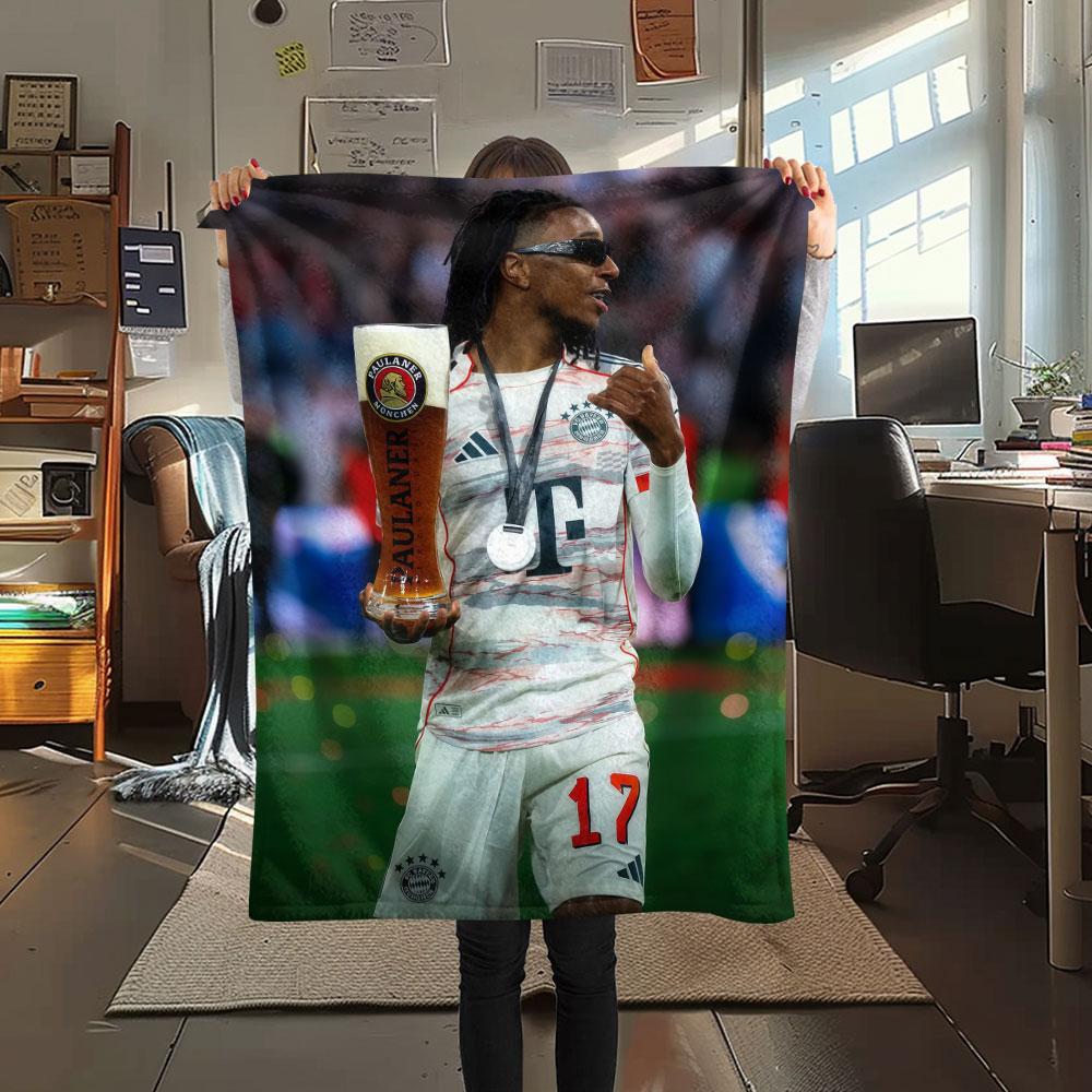 Michael Olise Printed Flannel Blanket, Soft Throw for Bedroom Sofa, Washable,soccer Fan Merchandise, Great Gift.