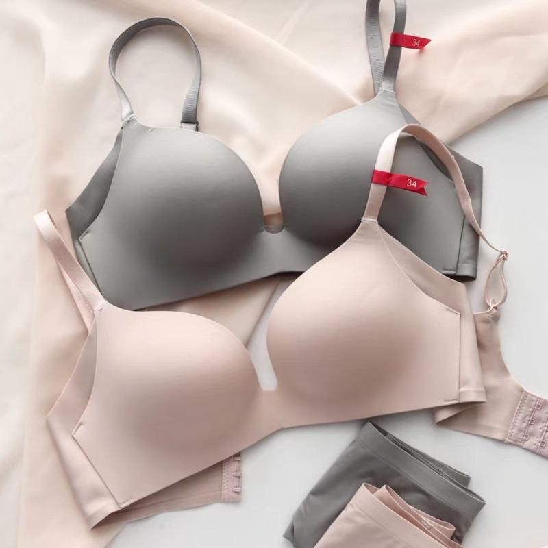 Comfortable bra, no steel ring, gather, anti-expansion, non-marking, glossy breast girl bra, anti-sagging underwear