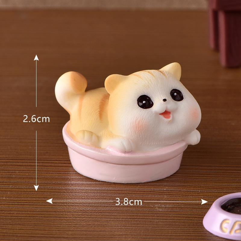 Figurines Miniature Mini Cute Cartoon Cats Resin Ornaments Crafts Desk Accessories For Home Decoration Room Decor DIY Kids Gifts