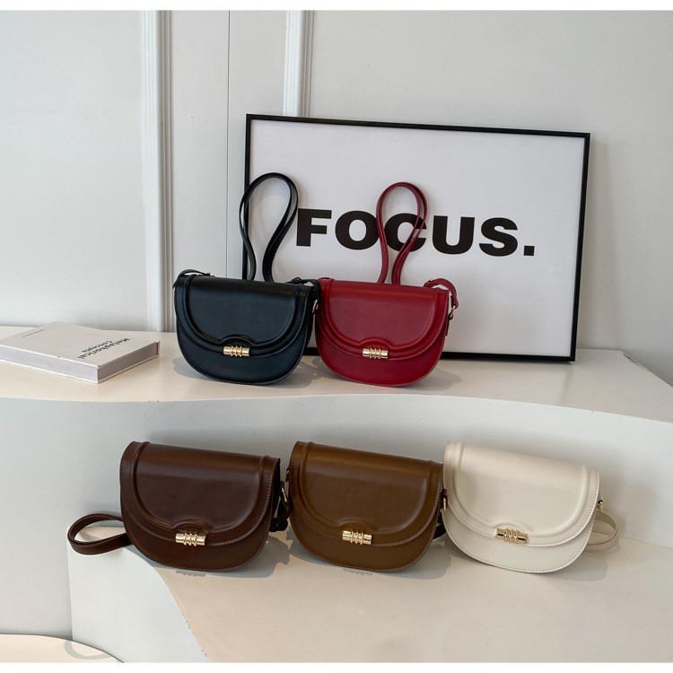 Vintage Saddle Bag 2023 Small Minimalist Shoulder Bag Classic Handbag Crossbody Bag