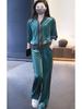 2025 Women's Spring/Autumn Velvet Sporty Two-Piece Set - Fashionable Age-Defying Casual Wear