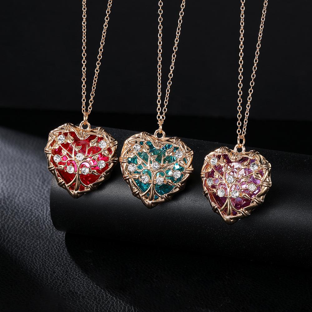 Luxury Hollow Out Heart Rhinestone Locket Pendant Necklace Green Red Pink Purple Blue Roseo Color Crystal Inside For Women
