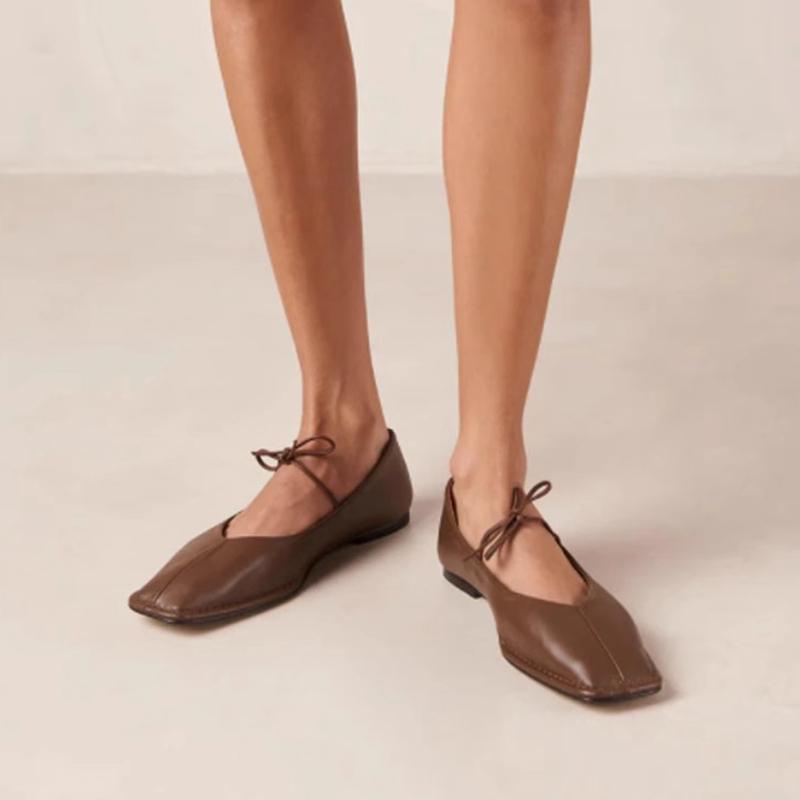 Fashion SUOJIALUN 2025 Brand Women Vintage Flats Shoes Big Size Ladies Elegant Lace-Up Low Heels Shoes Classic Suqare Toe Casual Loafers