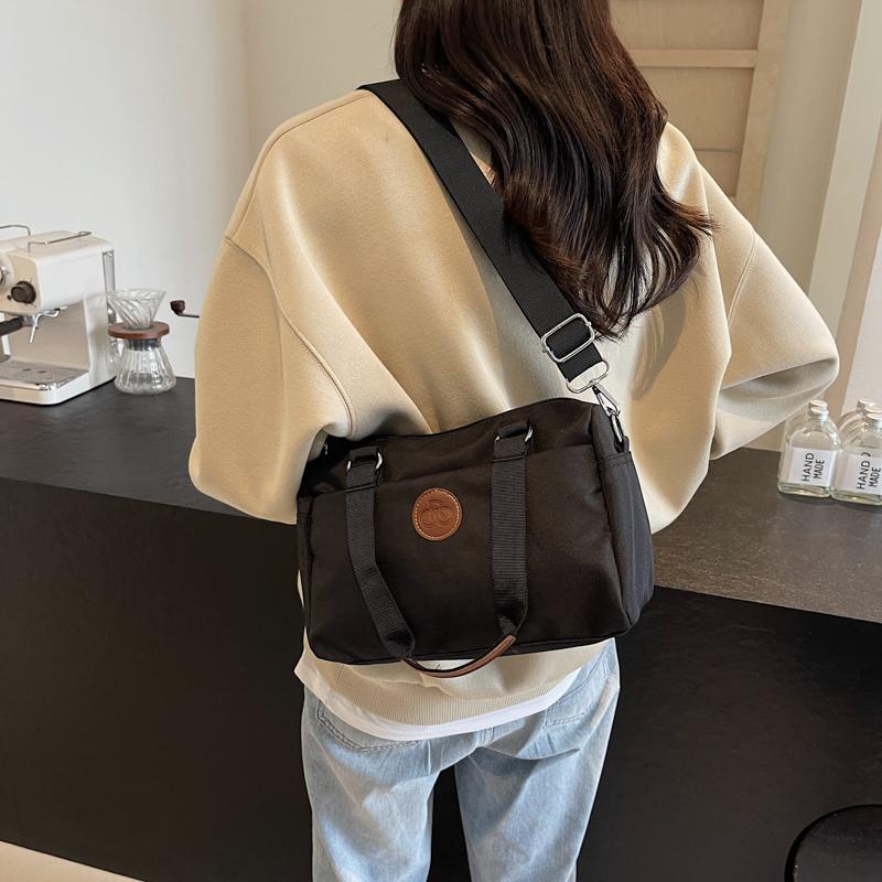 Large Capacity Tote Bag Women's Solid Color Handbag Commuter Shoulder Crossbody Bag