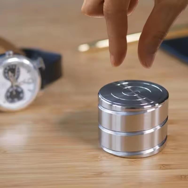 1 ks Dekompresní rotační kovový stolní cylindrický gyroskop Kancelářský stůl Fidget Dárek Optická iluze Plynulé prstové hračky