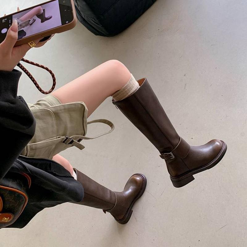 Autumn and winter women's leather boots medium heel leather large size women's boots rear zipper thick-soled non-slip high tube versatile Martin boot