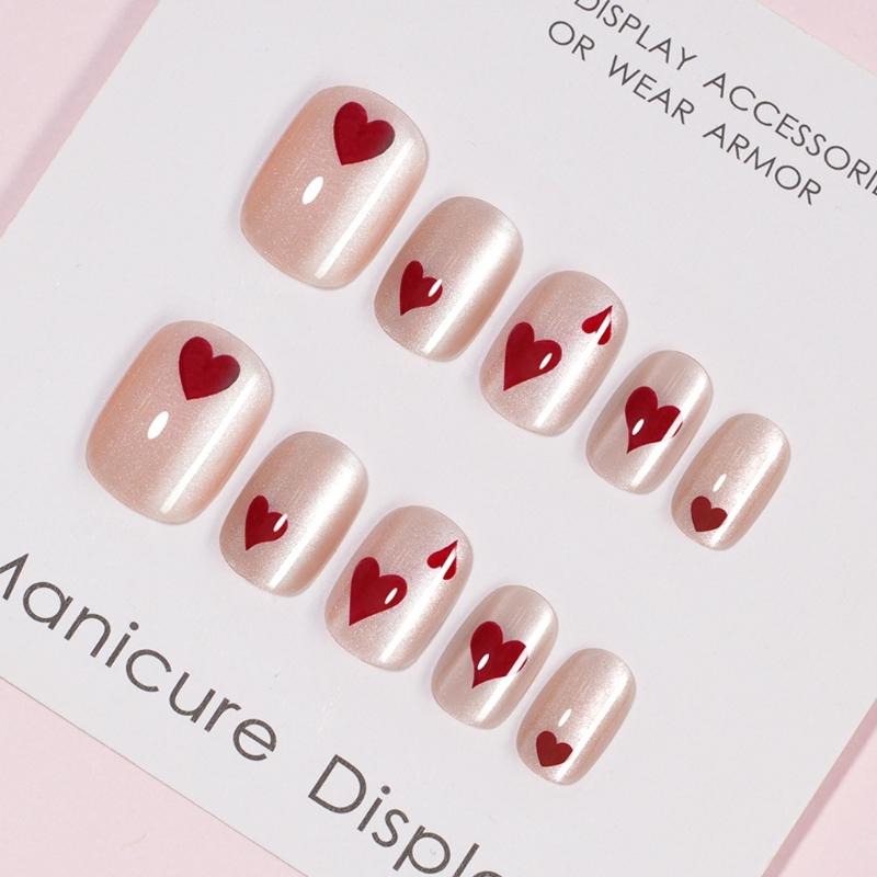 24Pcs Heart Pattern Short Square False Nail Fashion Cats Eye Press On Nail For Daily Wear And Parties