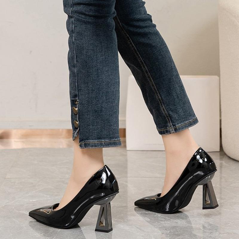 Fashion Special Heel Single Shoes Autumn New Pointed Toe Shallow Mouth Slip Foot Non-slip Wear-resistant High Heels