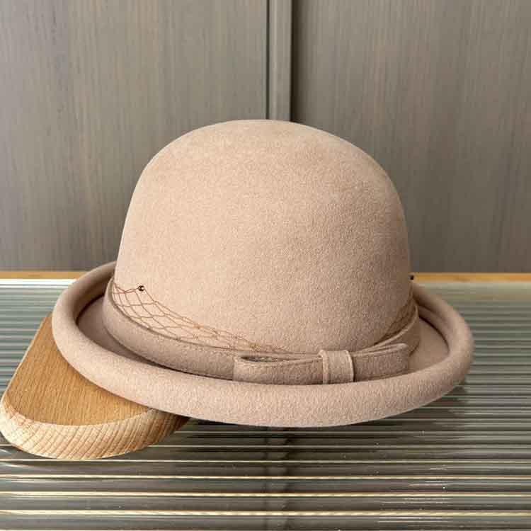 High Quality Daughter Gold Wind Curling Top Hat Women'S French Mesh Bow Basin Hat Wool Retro Warm Bucket Hat