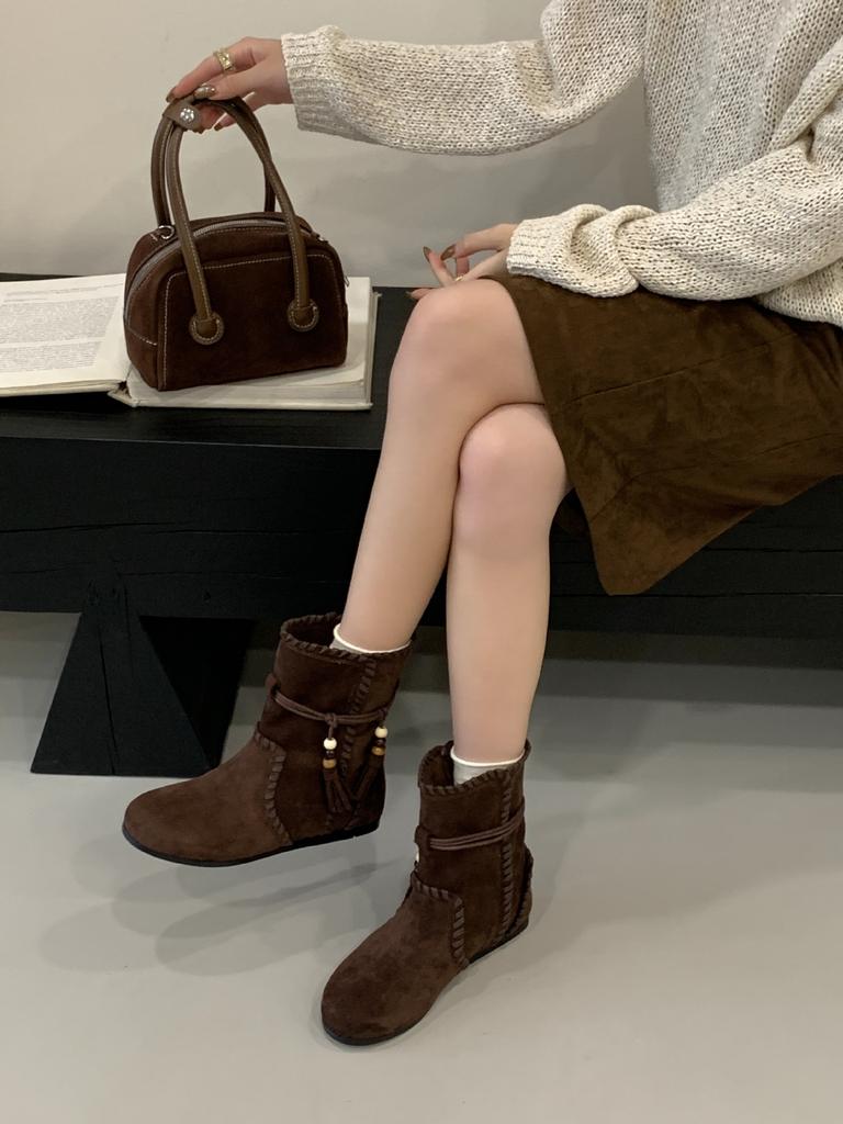 2025 Autumn New Retro Strap Fringed Boots Bosmian Flat Bottom Short Boots Women