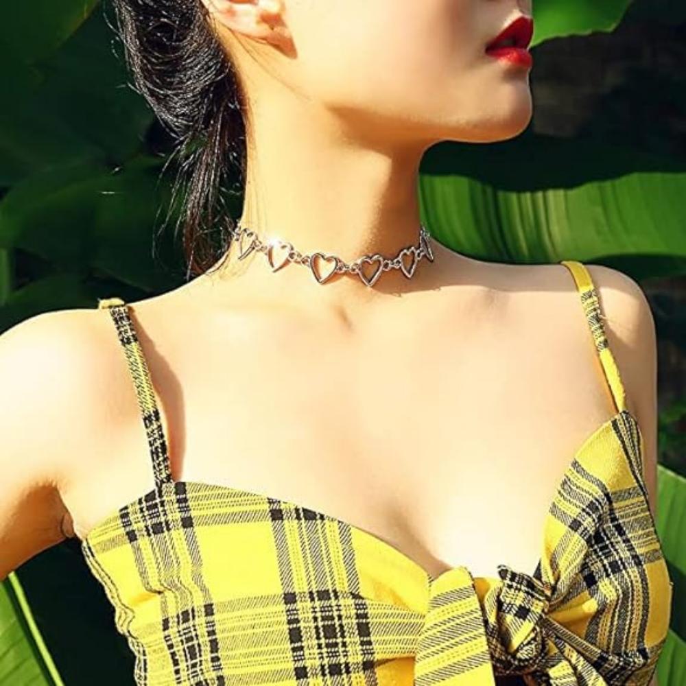 Choker-Halskette mit hohlem Herz für Mädchen und Frauen – geometrisches Herz-Choker-Statement-Halsband für Frauen und Mädchen, Halskette, Schmuck
