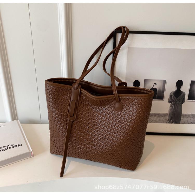 Fashion popular woven women's bags, new trendy Korean version of large-capacity shopping bags, simple tote bags, portable shoulder bags