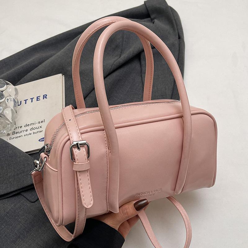 2025 fashion high sense dopamine ins wind hand pillow bag foreign style niche commuter versatile messenger bag women