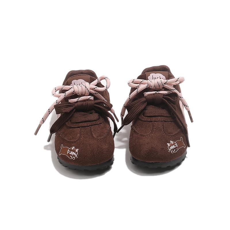 Kindertrainingsschuhe im deutschen Stil für Frühling und Herbst: Weiche Sohle, Bestickte Sportschuhe für Jungen & Mädchen