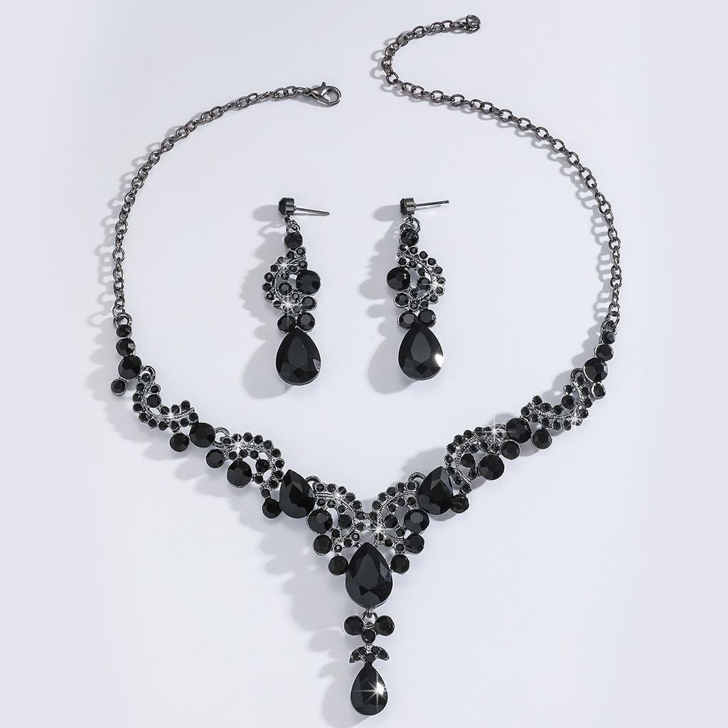 High-End Three-Piece Jewelry Set European Popular Necklace Earrings Elegant Bridal Wedding Matching Accessories