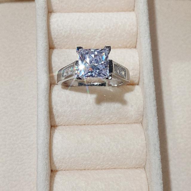 Rundraw Mode-Ehering-Set für Frauen, schillerndes quadratisches Zirkonia-Luxus-Damen-Accessoire-Set, trendiger, zarter Brautschmuck