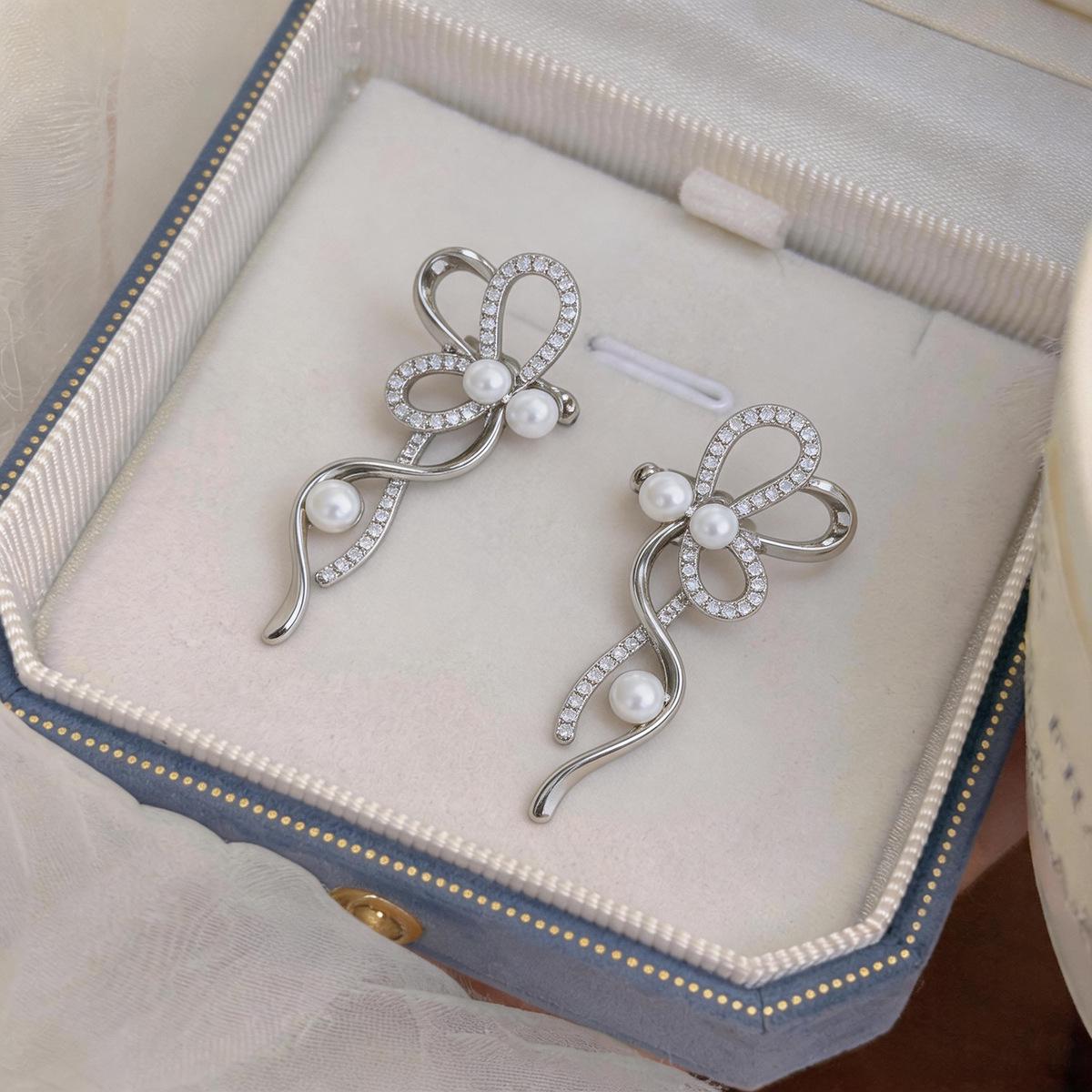 French Pearl Rhinestone Tassel Bow Ear Cuff - No Piercing Needed