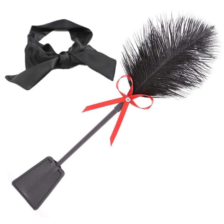 Feather Teasing Paddle with Diamond Bow for Couples