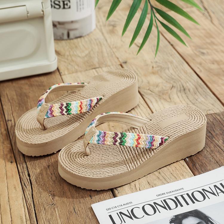 Ins Internet celebrity summer imitation straw hemp sole flower flip-flops women's fashion trend pinch foot thick sole beach shoes