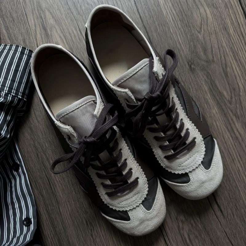 Fashion Spring And Autumn German Training Women Sneakers 2025 New Fashion Soft Sneakers Trend Mix Color Breathable Women Flat Sneakers