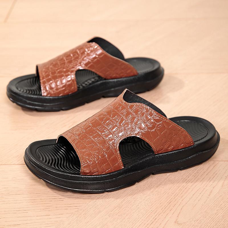 Fashion Mens Slip on Sandals Summer Men Casusal Slippers Outdoor Breathable Half Drag Anti Slip Soft Sole Lazy Flats Classic Beach Shoes