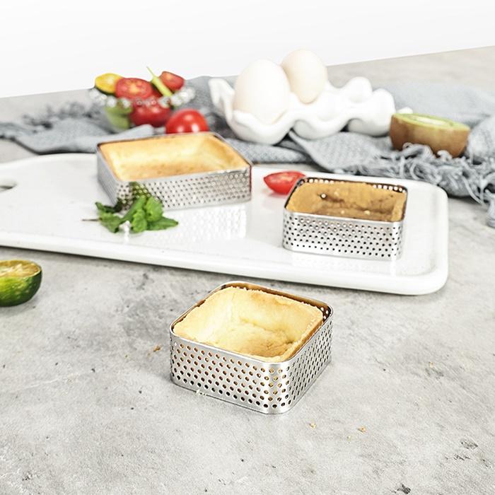 Perforated Tartlet Form Square 7.5x7.5xh2cm Tart Edge