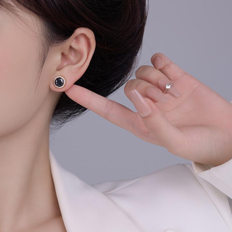 Fashion Earrings, Elegant and Generous Women's Earrings, Whole Body S925 Silver Zircon Light Luxury Black Gold Stud Earrings, Versatile Temperament