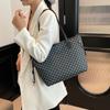 Korean Version of Niche High-value Fashion Bag 2025 New Women's Bag Commuting Shoulder Bag Large-capacity Tote Bag