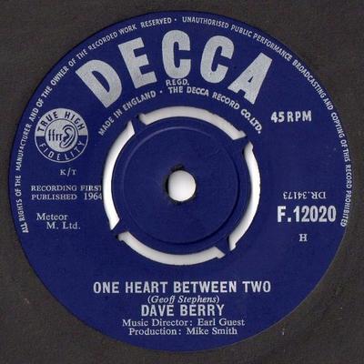 7inch Record DAVE BERRY - One Heart Between Two F12020 Decca 1964 UK Pop Used
