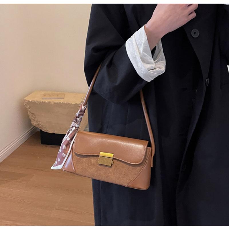 French Fashion Retro Underarm Bag Suede Simple Women's New High-Grade Texture Single Shoulder Bag Casual Small Square Bag