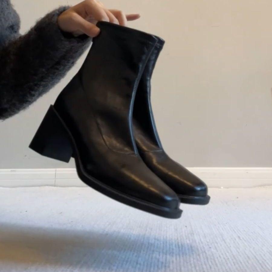 Retro Silent Thick Heel Elastic Temperament Thin Boots Women's 2025 Autumn and Winter New Small Soft Sole High Heel Short Boots