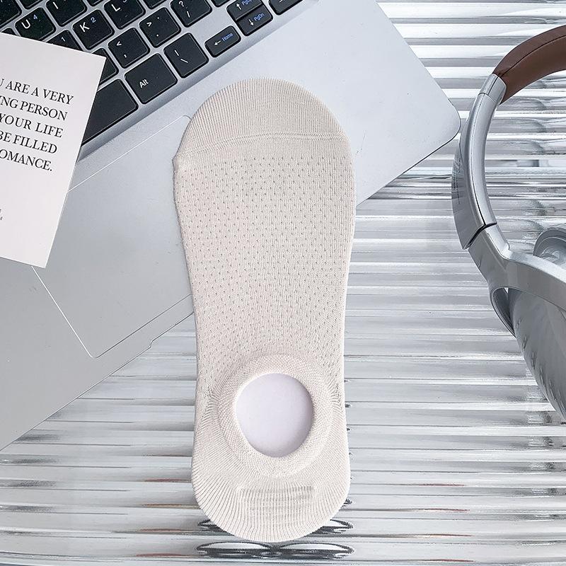 Men's Summer Thin Mesh Breathable Boneless Invisible Socks Silicone Non Slip Heel Socks