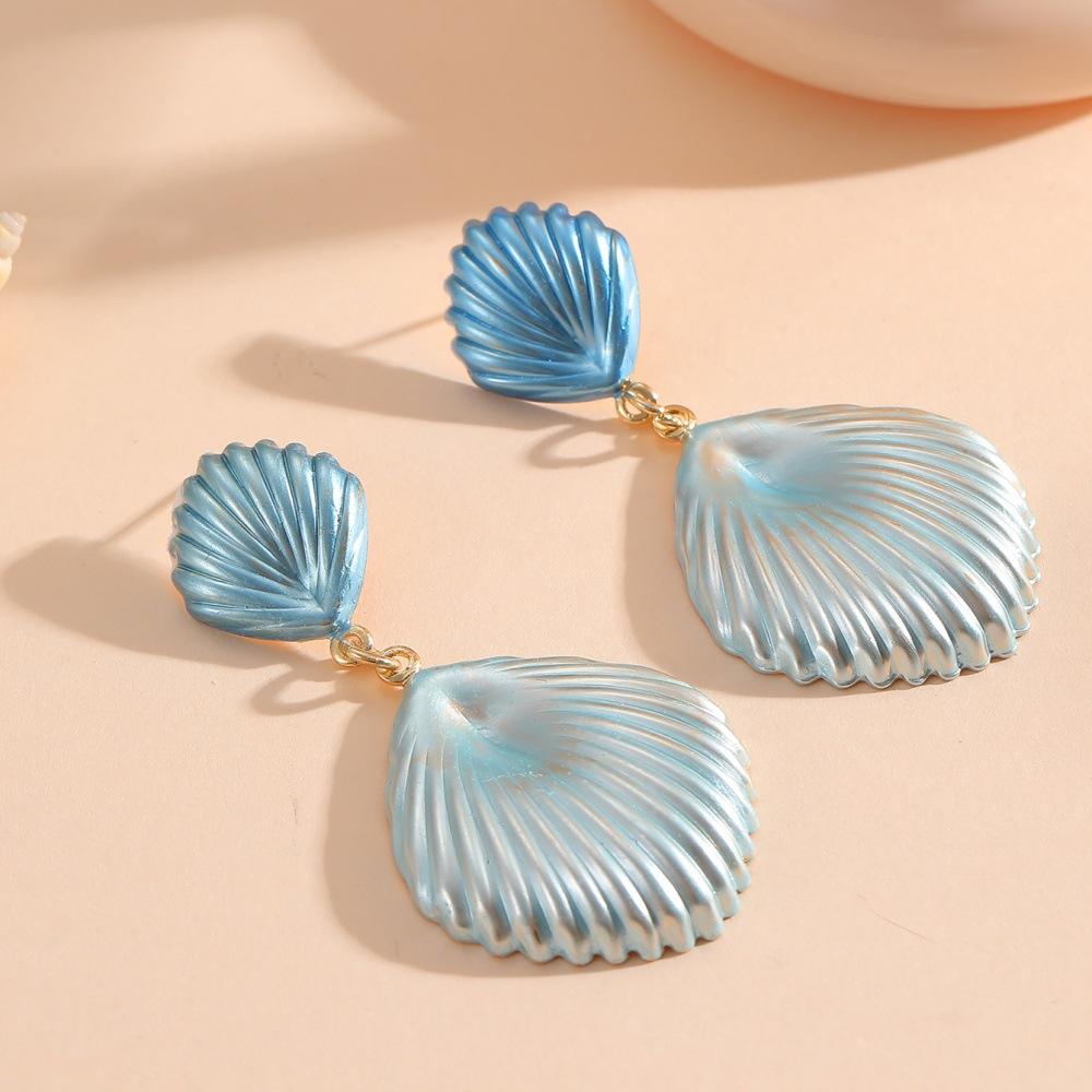 New Enamel Ocean Shell Stud Earrings for Women, Fashionable Minimalist Irregular Floral Summer Versatile Earrings