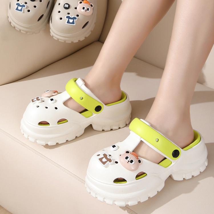 Unisex Summer Large Size Thick Bottom Cartoon Bear Indoor Hole Beach Sandals Women Men Casual Sponge Cake Anti Slip Slippers For Couples 36-41