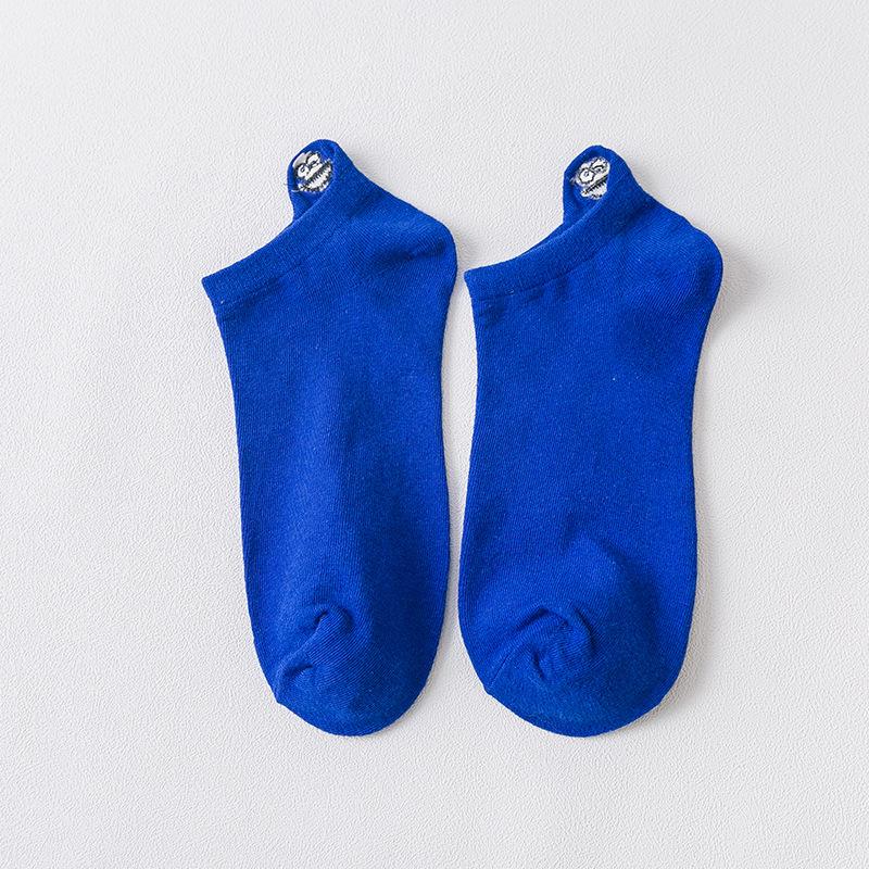 Sesame Street Women's Cartoon Embroidered Ankle Socks – Cute, Thin, Heel-Protection Sports Socks for Summer