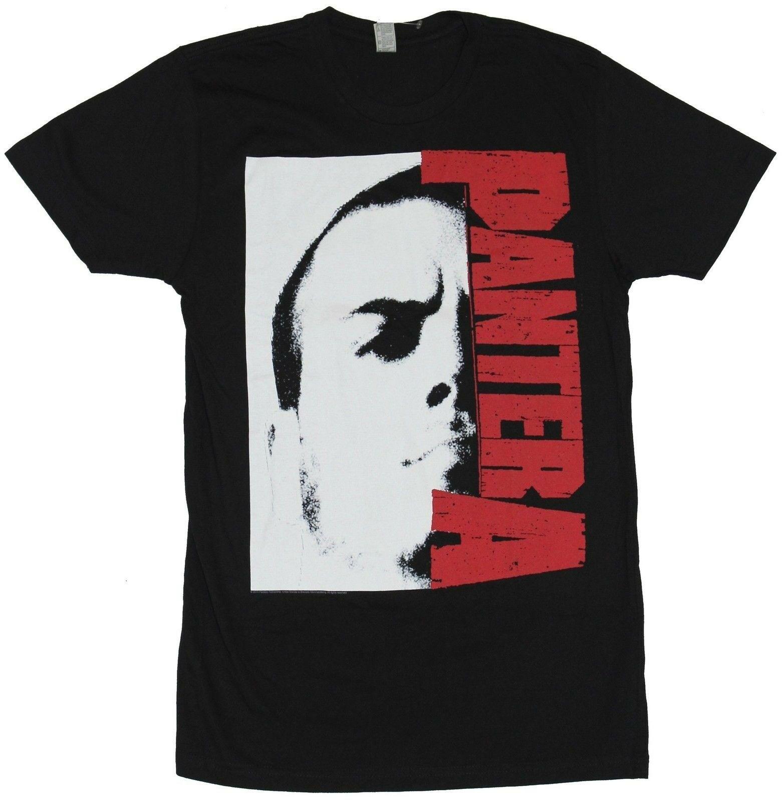 

Футболка унисекс Pantera с изображением размытого лица, красным вертикальным изображением букв со словом