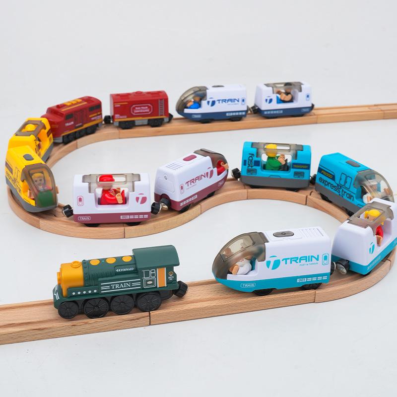 Set Tren Electric pentru Copii - Compatibil cu Piste din Lemn Thomas Brio Mi Rabbit