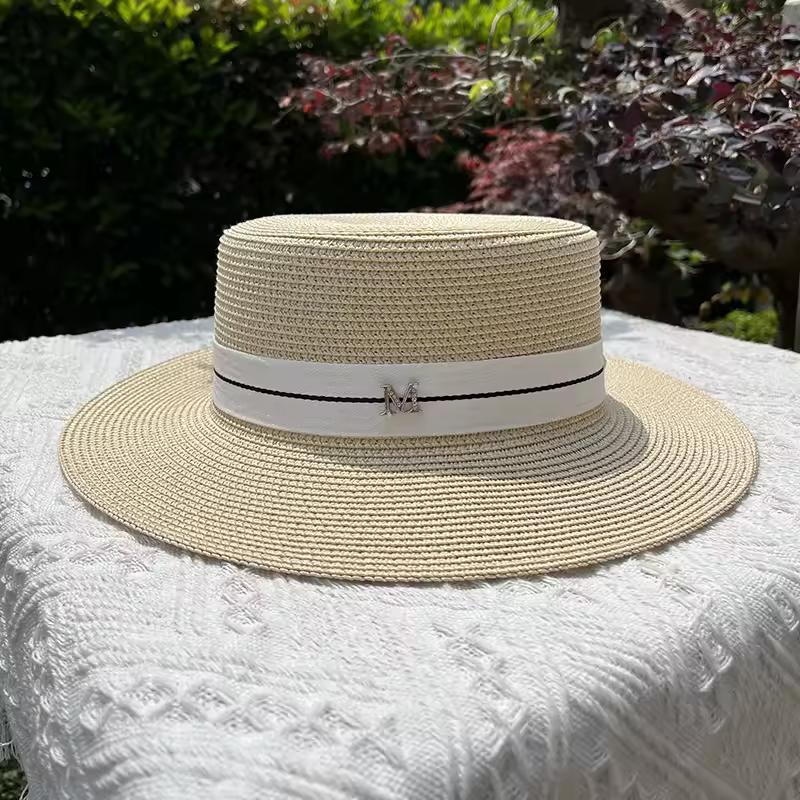 Sommerstrohhüte für Männer Frauen Banddekoration Elegantes Damen-Partykleid Flache Kappe Reise Strand Sonnenhut Chapeau Femme