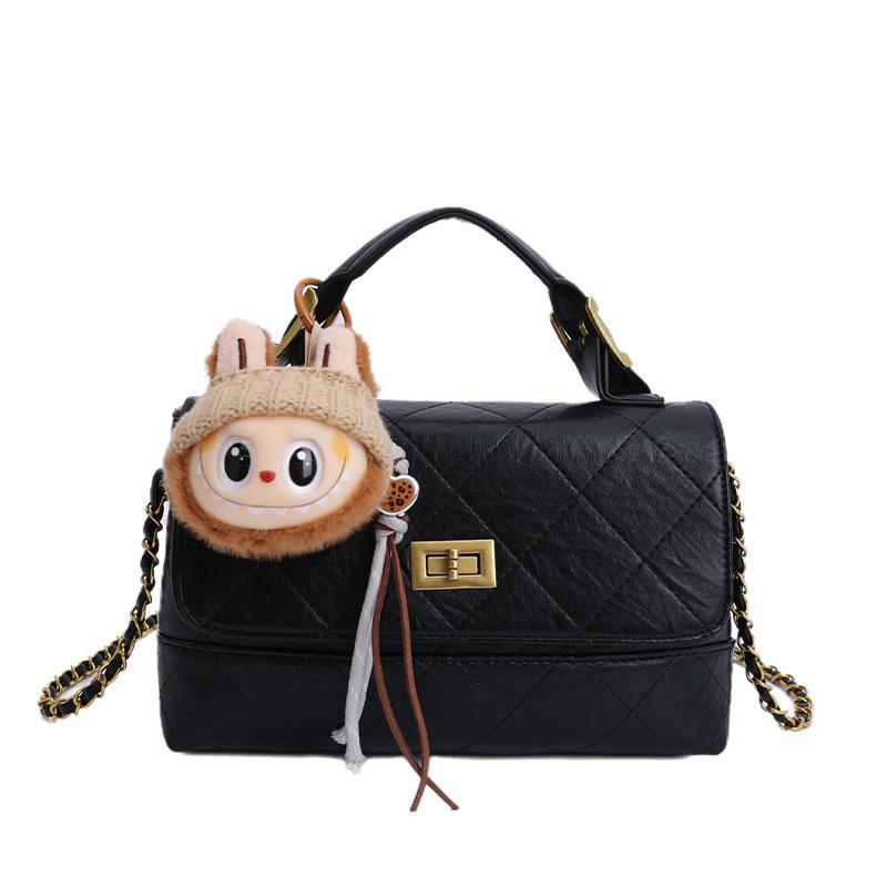 

Hand-held small square bag women s 2025 new small fragrance style diamond chain bag retro shoulder bag frosted crossbody bag no pendant