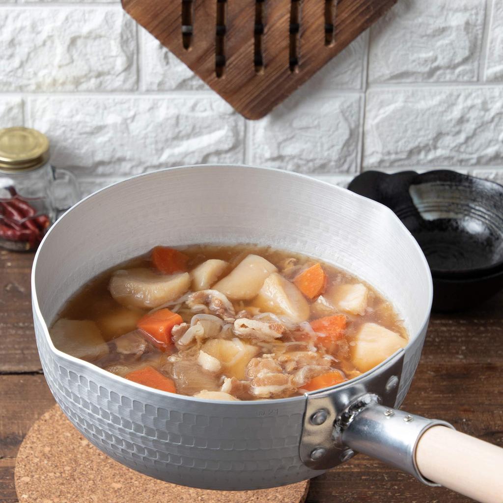 Endo Shoji Commercial Yukihira 15cm Aluminum Body with Natural Wood AYK04015 Pot, (Double-ended), Handle,