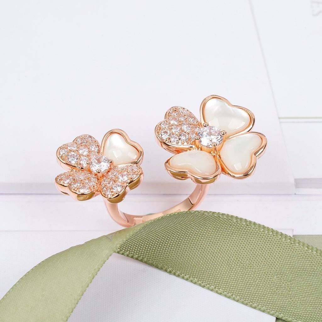 New Hot Brand Vintage Rings Anniversary Fashion Party Jewelry Rings For Women 925 Sliver Rose Gold Color 4 Hearts Flowers Rings