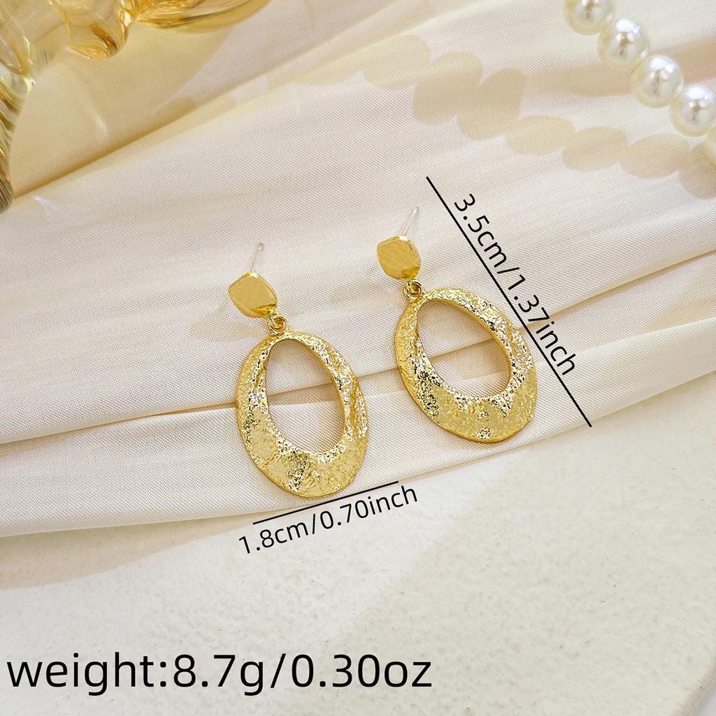 Minimalist Metal Earrings with Geometric Ellipse Design